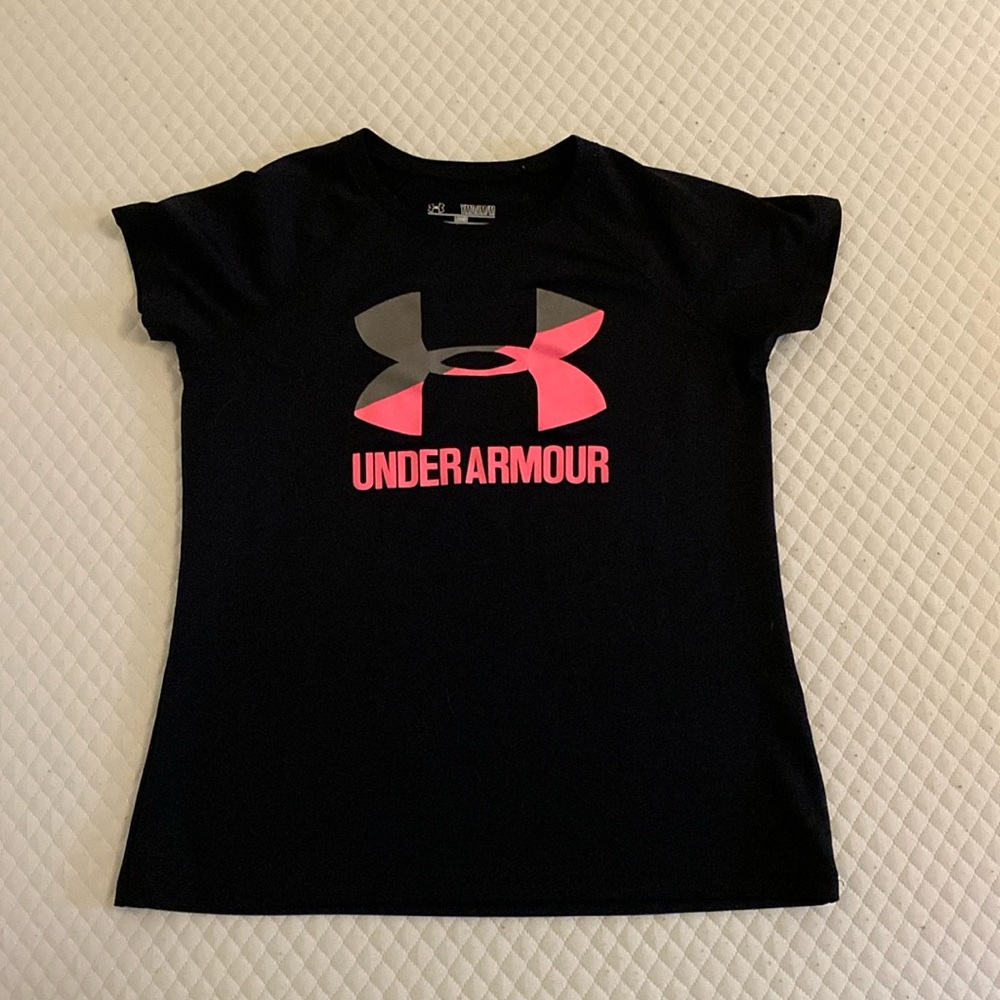 My daughter wants to get rid of her clothes , for money!